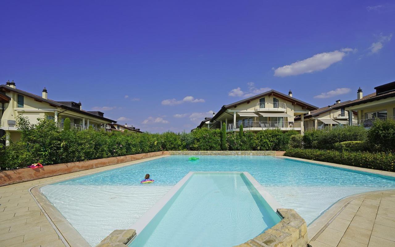 Giulia Luxury Apartment Sirmione Exteriér fotografie